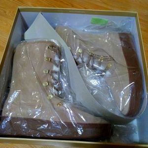 Michael Kors Lace Up Boot NIB Size 8